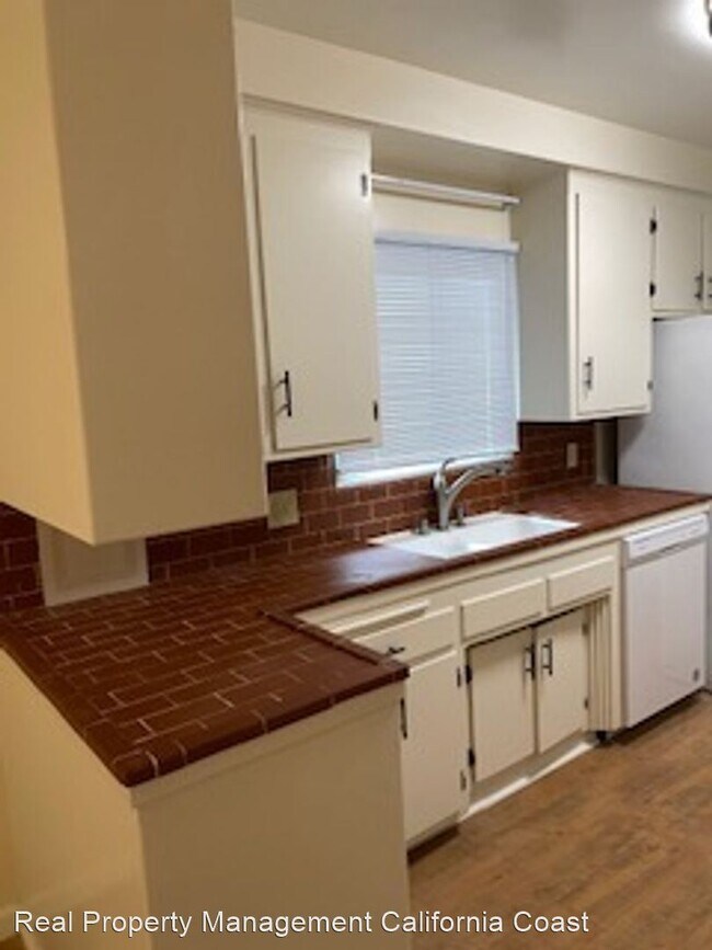Building Photo - 3 br, 2 bath House - 2675 Monterey Street