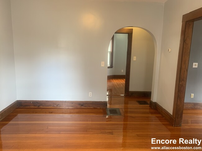 Building Photo - 6 Althea St