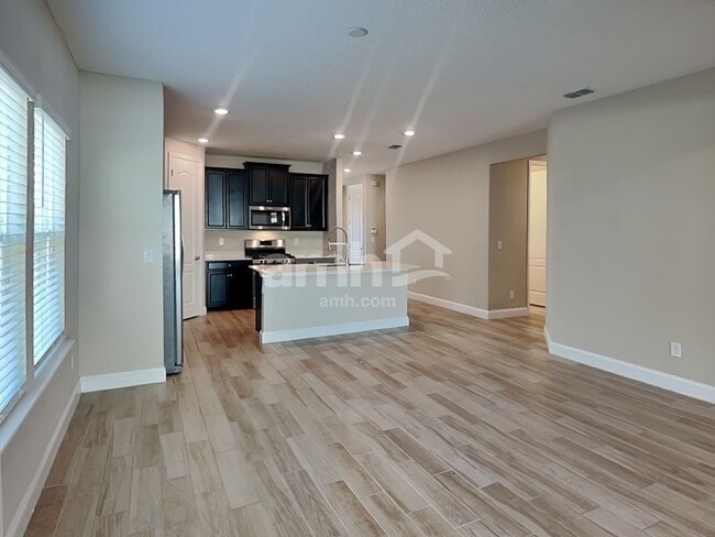 Building Photo - 82 Cobalt Ln