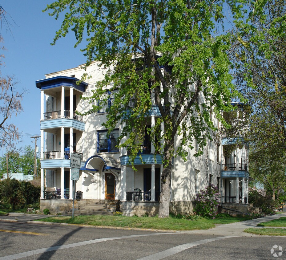 Foto principal - WHITE SAVAGE APARTMENTS