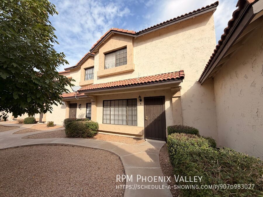 Photo - 2954 N Oregon St-4