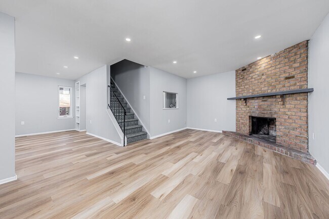 Foto del edificio - Newly Renovated 3-Bedroom Condo in Lindenwold