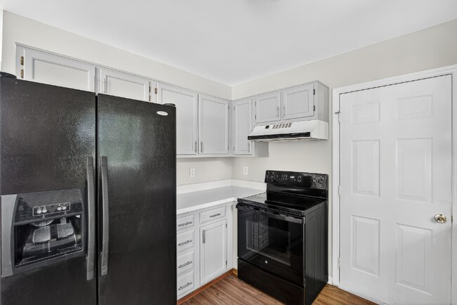Building Photo - 532 Baygall Rd