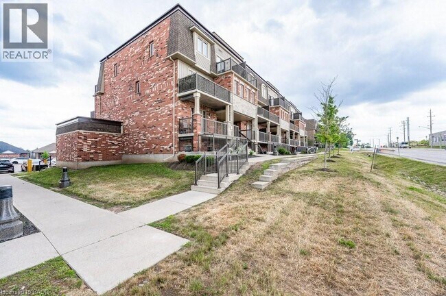 Building Photo - 1674 FISCHER HALLMAN Road Unit# D