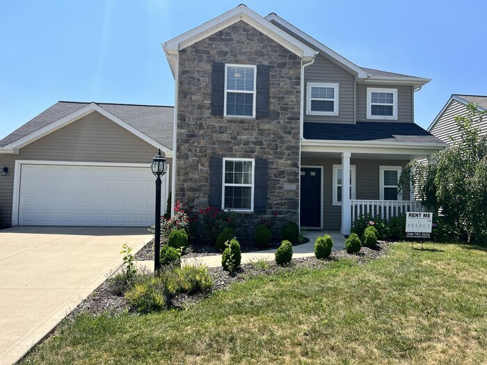 Grand Two Story Three Bedroom Home in Awar... House for Rent in Fort