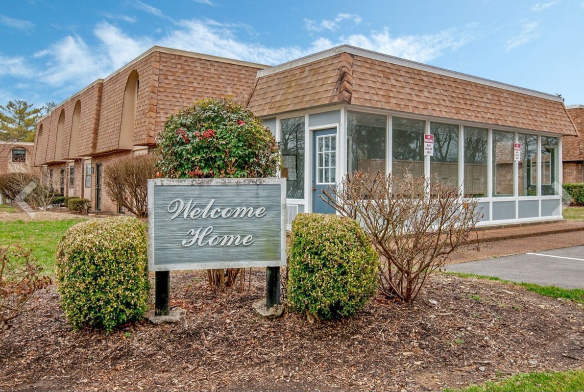 Foto principal - 420 Walton Ln