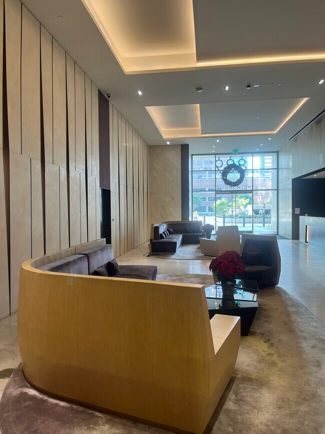 Foto del edificio - 889 Francisco St