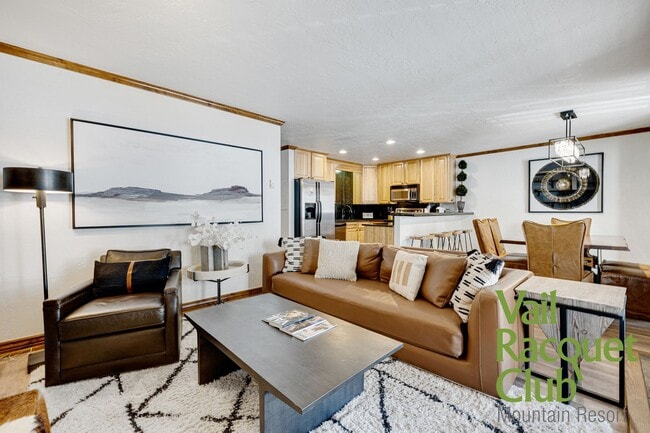 Foto del edificio - AVAILABLE for an Annual Lease @ $5,000/mo ...