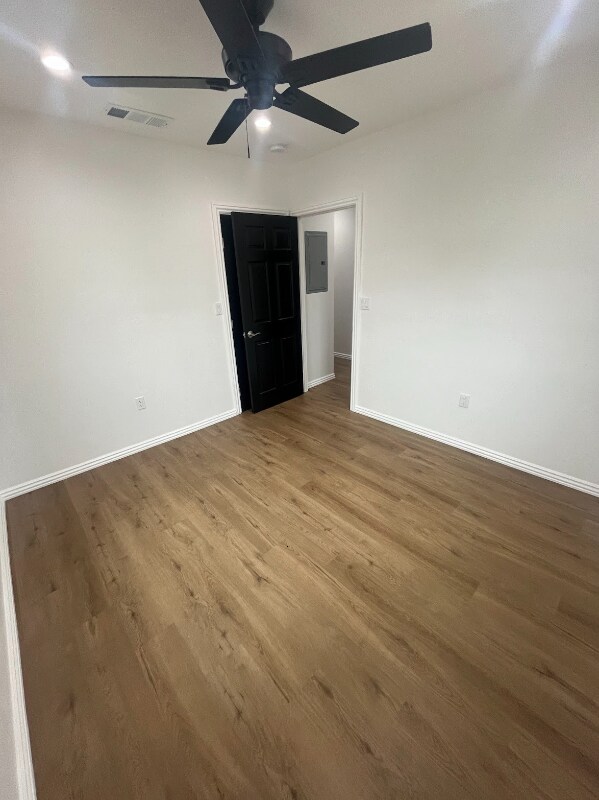 Foto del edificio - 964 S Bernal Ave