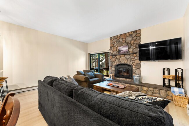 Foto del edificio - 807 Alder Ave