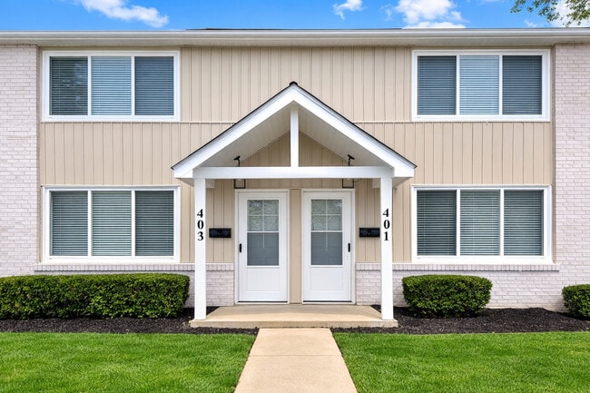 Building Photo - Carlisle Crest