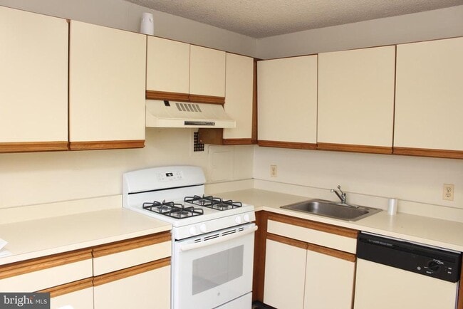 Foto del edificio - 1030 E Lancaster Ave