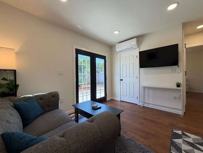 Living room with french doors - 1518 Warwick Ave