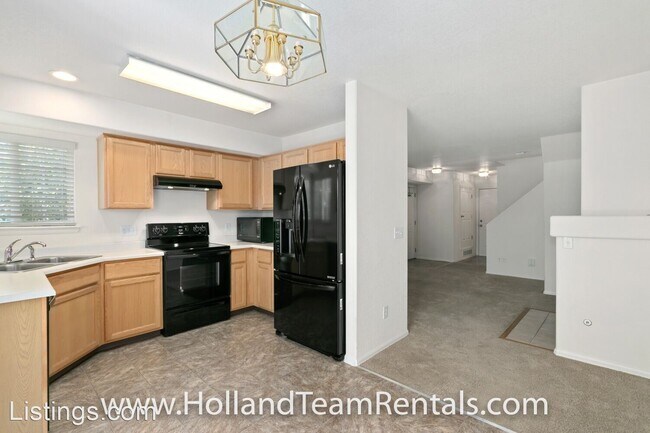 Building Photo - 2 br, 3 bath House - 1381 S Cathay Ct #108