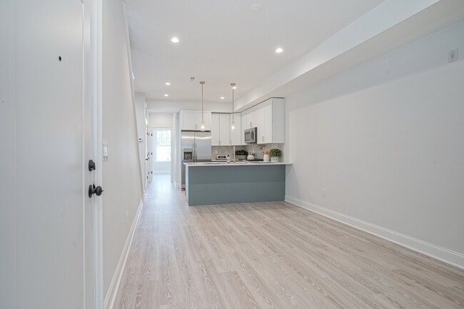 Photo - 1127 S 20th St Apartment