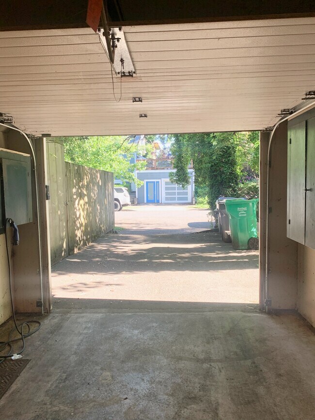 Foto del edificio - 634 NE 28th Ave