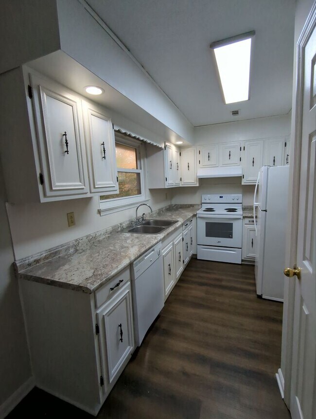 Foto del edificio - 4669 Cary Ln