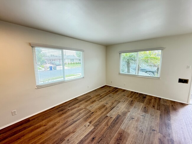 Foto del edificio - 286 Homer Ave