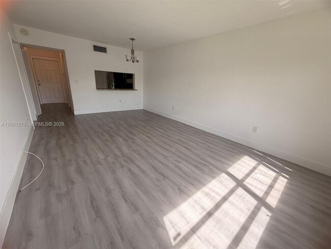 Foto del edificio - 20111 NE 27th Ct