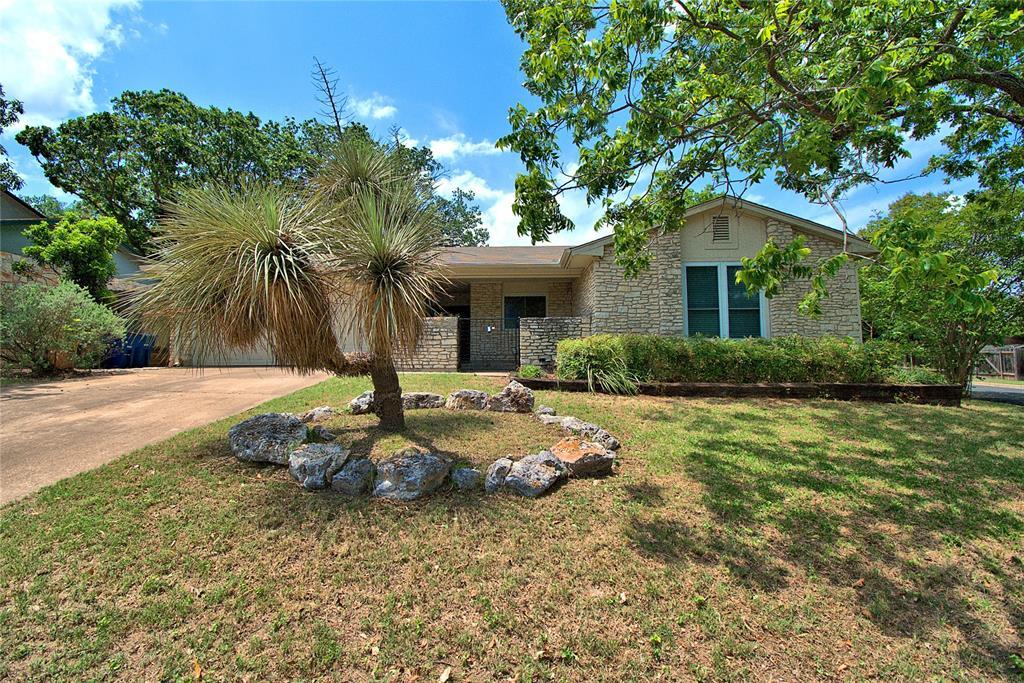 Foto principal - 8502 Danville Dr