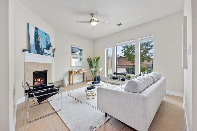 Building Photo - 405 Penny Kathleen Ct