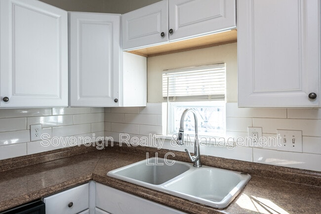 Photo - 404 Paines Ave NW Apartment