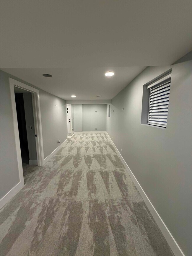 Foto del edificio - 2221 W 21st Pl