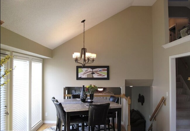 Foto del edificio - 3 Bedroom / 3 Bath Home In Olathe!  Availa...