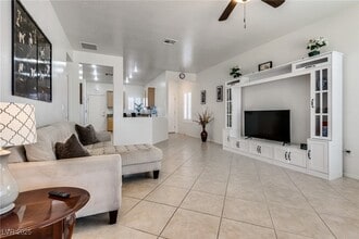 Building Photo - 7709 Island Rail Dr