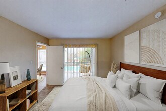 BEDROOM - Venetian Apartamentos Houston