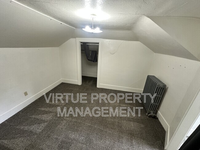 Foto del edificio - 813 3rd Ave