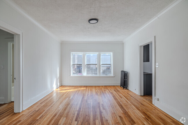 2BD, 1BA - 1,045SF - DINING ROOM - Esther's Place