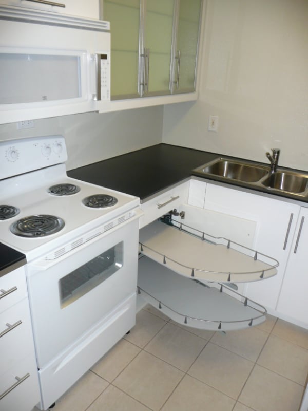 Building Photo - 5552 Fernhill Cir