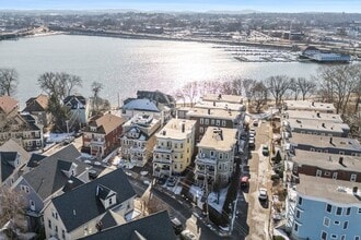 Building Photo - 185 Savin Hill Ave