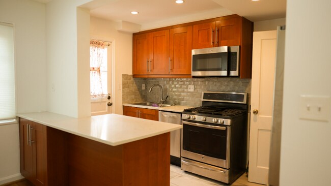 Foto del edificio - 1729 N Cliff St