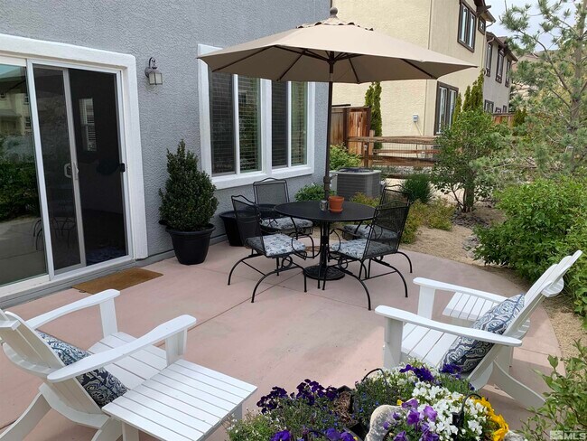 Foto del edificio - 1832 Star Bright Way