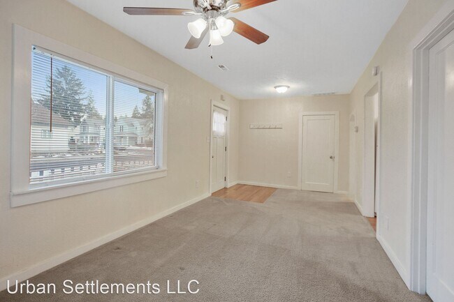 Building Photo - 1 br, 1 bath House - 864 S Sherman St