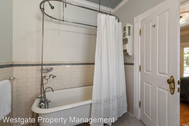 Building Photo - 4 br, 2 bath House - 26 Laurel Avenue