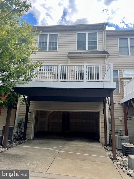 Foto del edificio - 22106 Fair Garden Ln