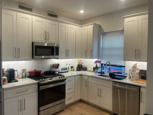 Foto principal - 410 Shirley St