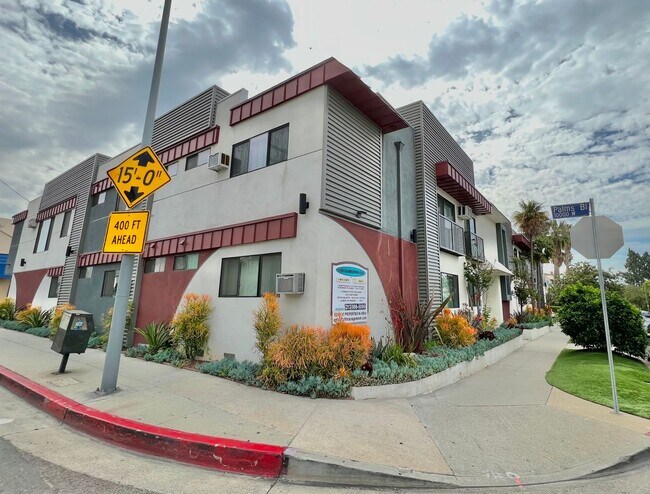 Foto del edificio - 3510 Clarington Ave