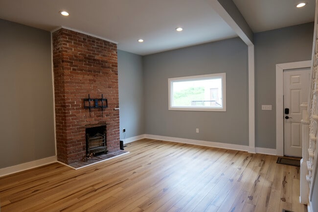 Building Photo - 2145 Lowrie St