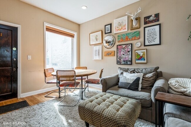 Foto del edificio - 2734 N Campbell Ave