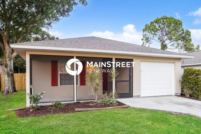 Building Photo - 3 Bedroom Pet-Friendly Home in vero beach, FL with Main Street Renewal