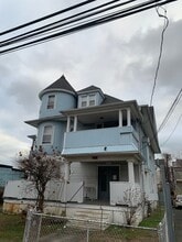 Building Photo - 35-37-37 Highland Ave