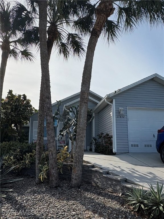 Primary Photo - 11652 Pawley Ave