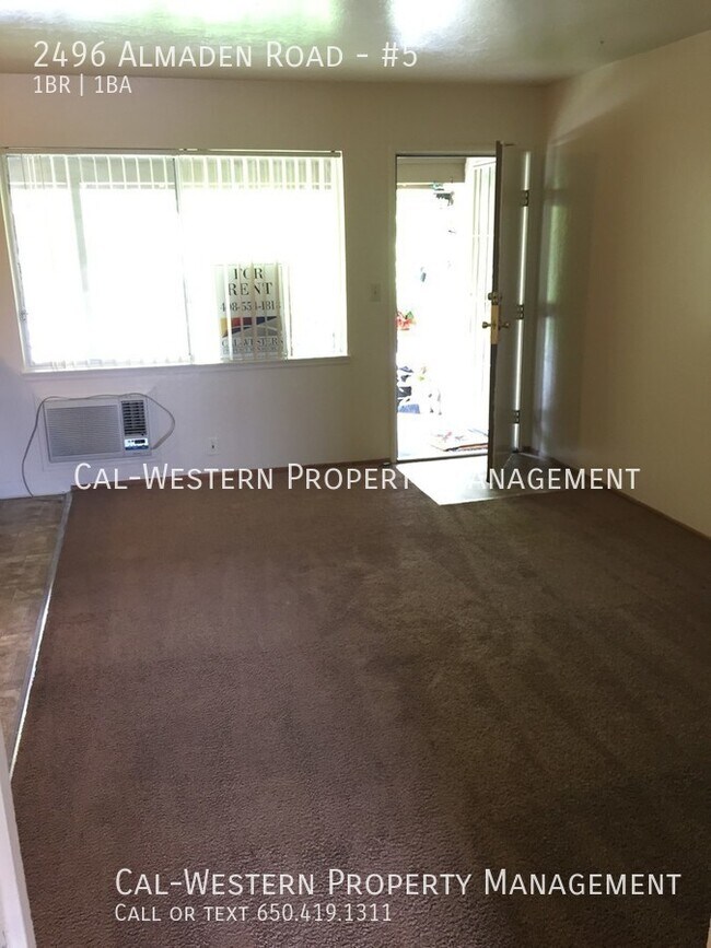 Building Photo - 1 bed 1 bath upstairs apartment in Willow ...