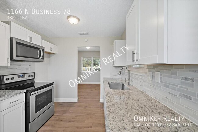 Foto del edificio - 1166 N Texas 78 Business