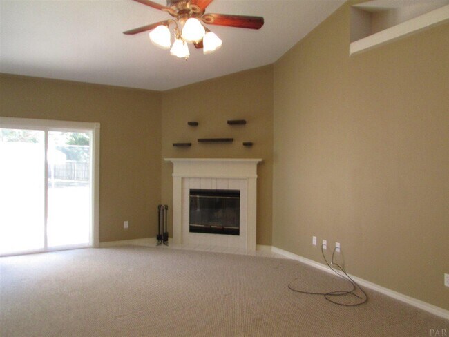 Building Photo - 2632 Barefoot Creek Cir