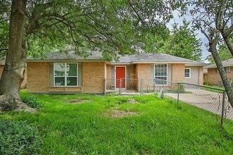 Building Photo - 803 Knob Hollow St